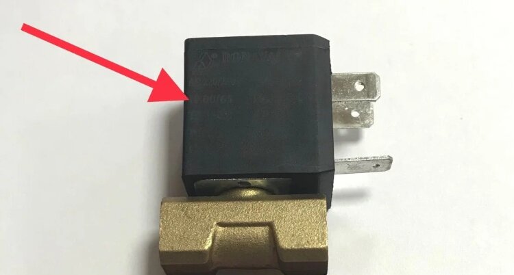Катушка на клапан гарячої води 220 V AC 50Hz 9121.080.00А
